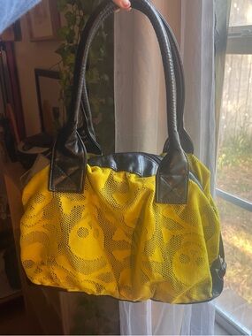 Rue 21 yellow Skeleton purse!